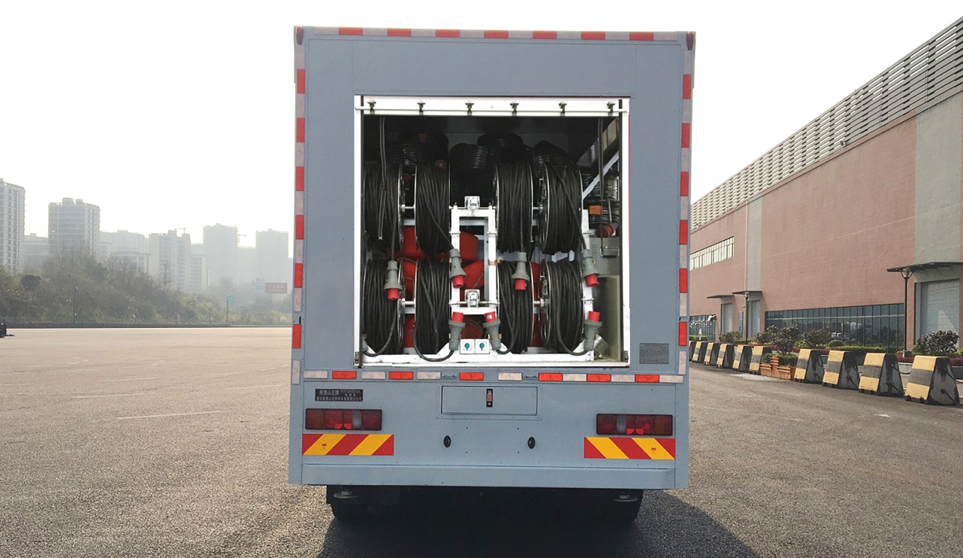 NDT5200XDYA6电源车-1.jpg